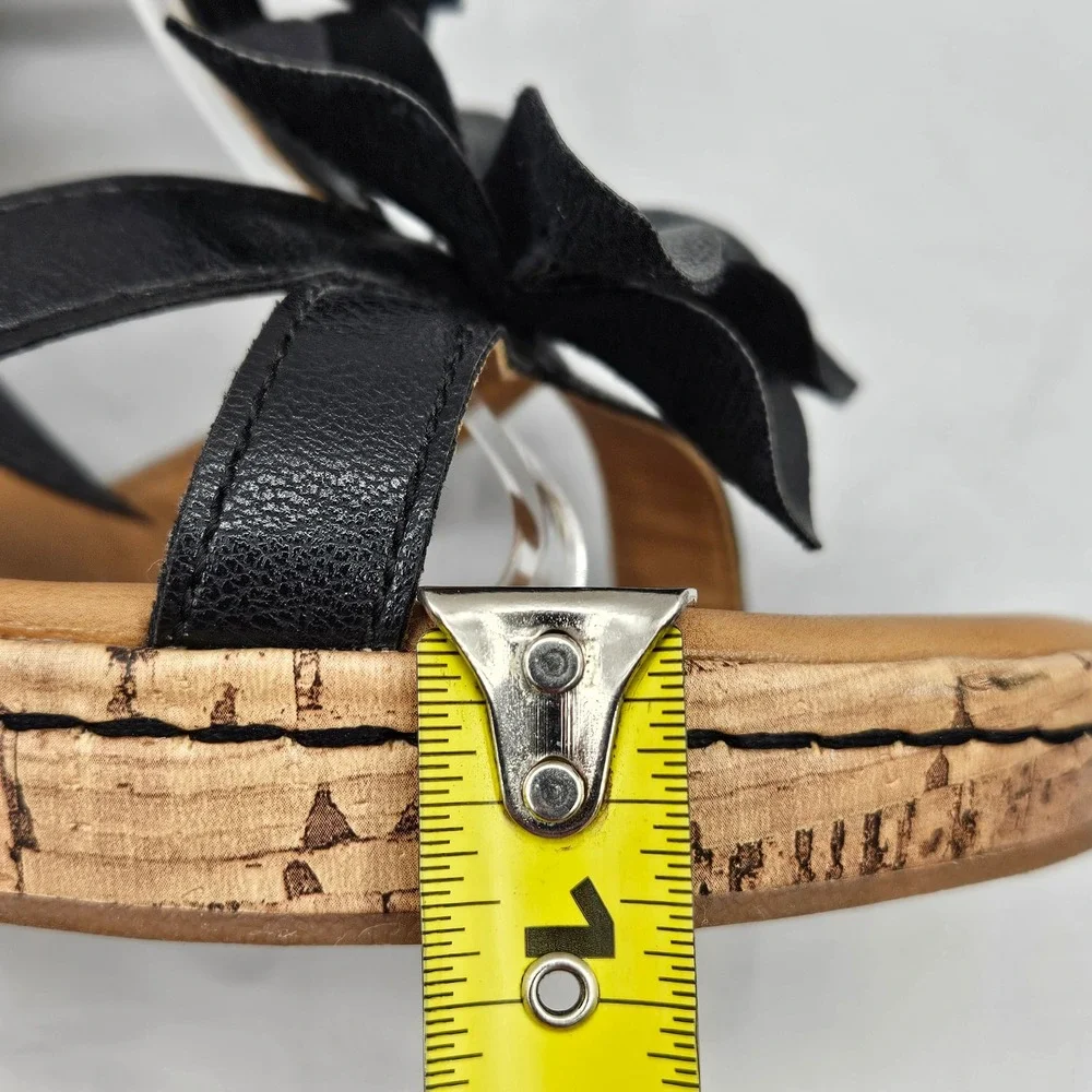 B.O.C. Black Floral T-Strap Cork Wedge Sandals Women Size 8
